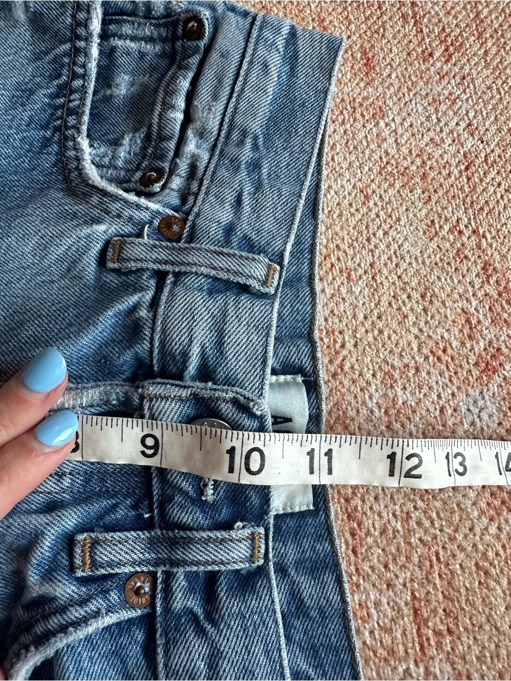 AGOLDE Parker vintage cut off shorts organic cotton Aritzia distressed size 25 - Picture 8 of 9